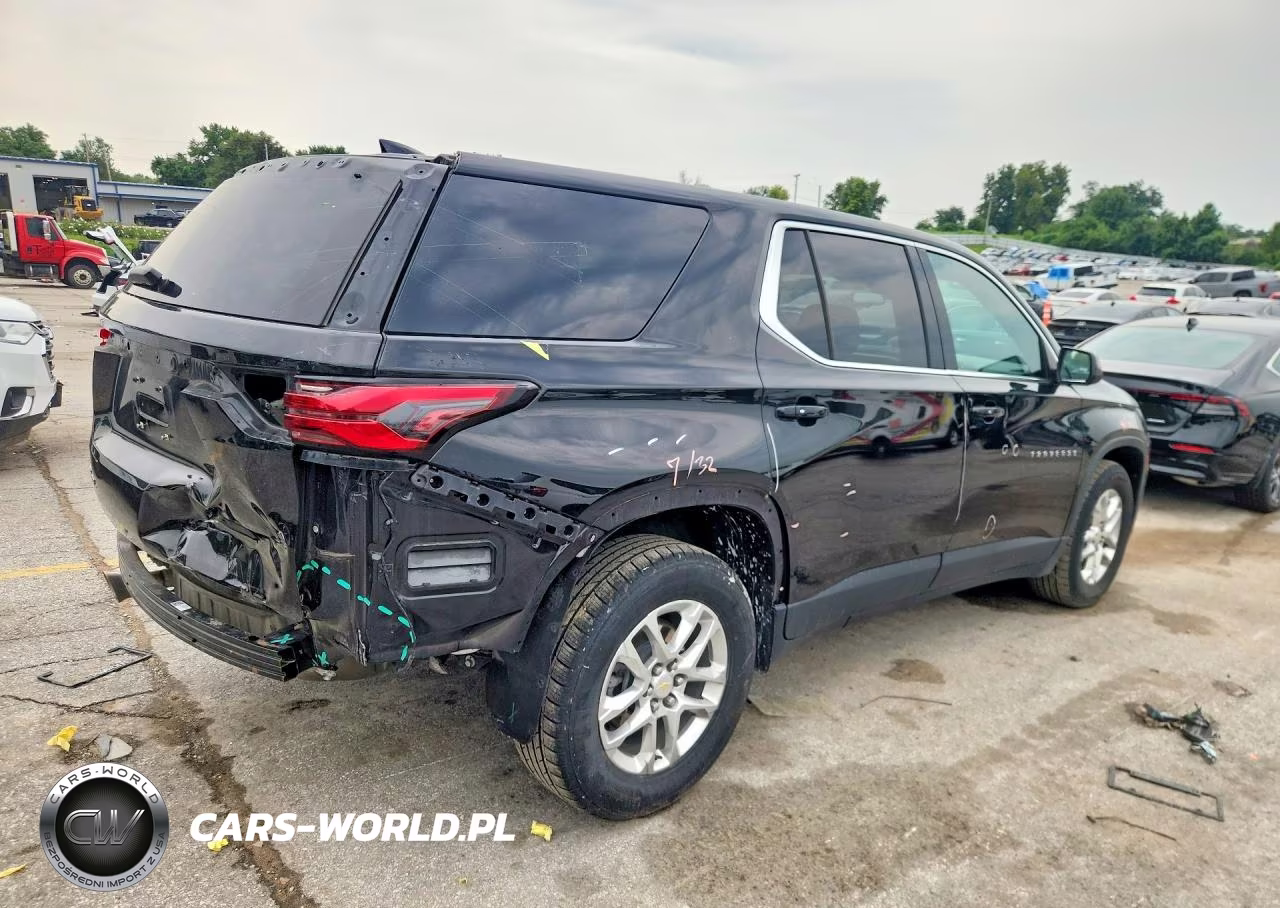 2022 Chevrolet Traverse Ls VIN:1GNEVFKW1NJ100953 - 3
