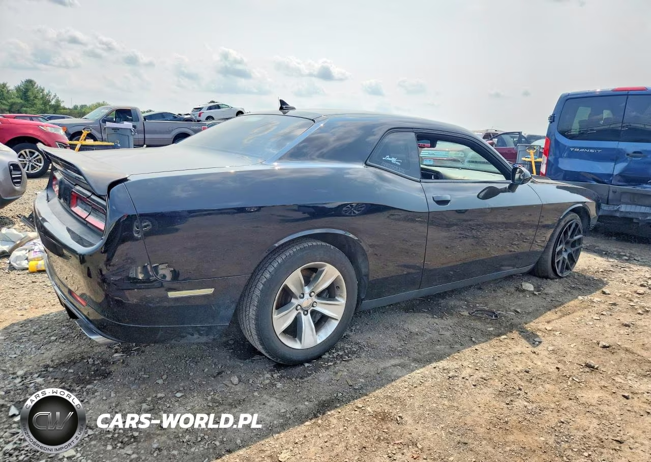 2018 Dodge Challenger Sxt VIN:2C3CDZAG9JH270878 - 3