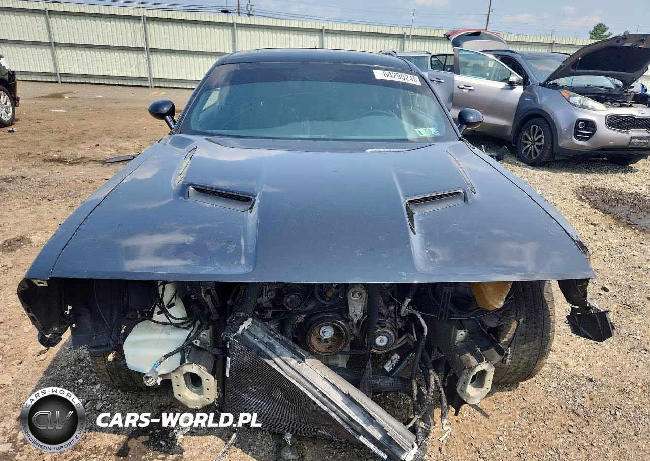 2018 Dodge Challenger Sxt VIN:2C3CDZAG9JH270878 - 5