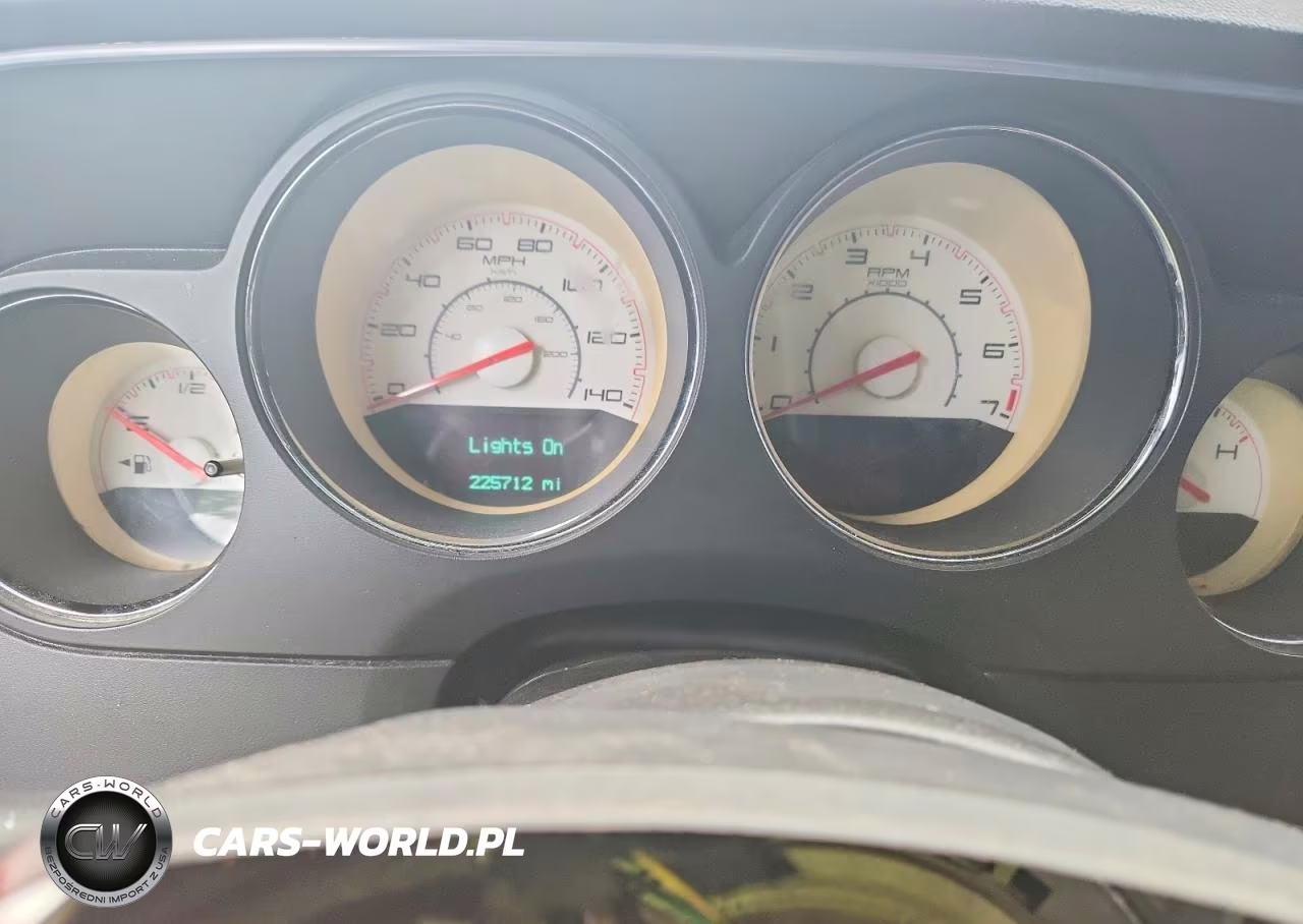 2012 Dodge Challenger Sxt VIN:2C3CDYAG2CH292489 - 9