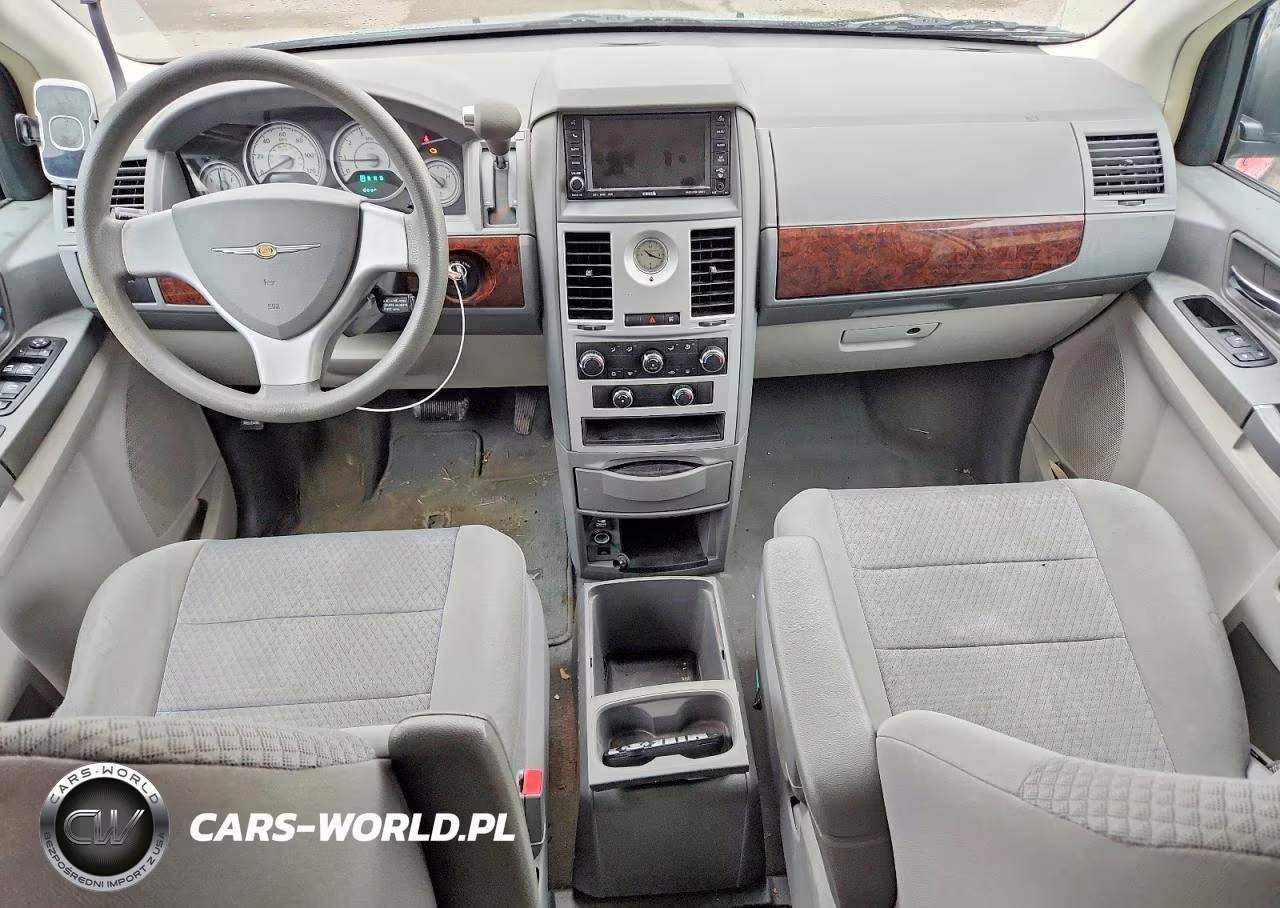 2010 Chrysler Town & Country Lx VIN:2A4RR2D14AR431339 - 8
