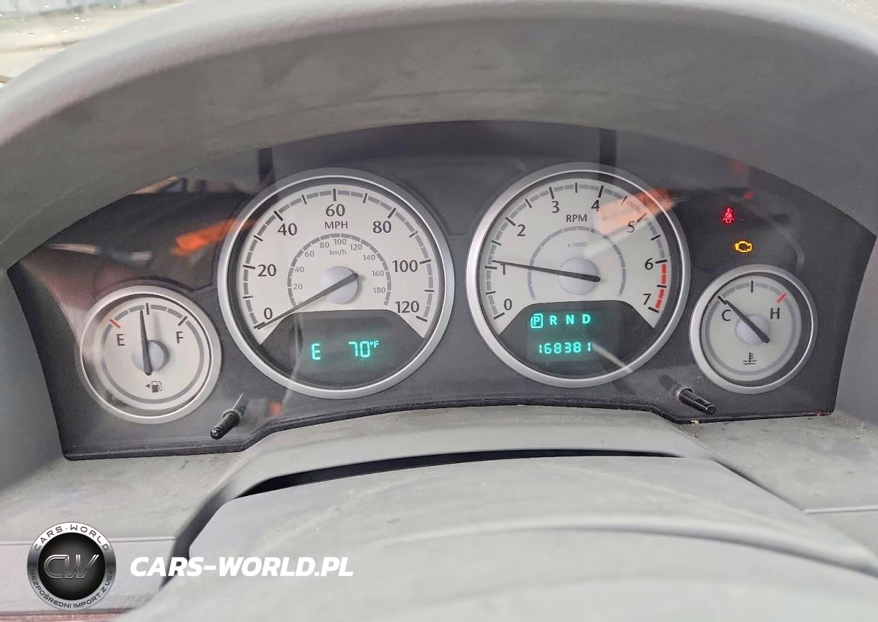 2010 Chrysler Town & Country Lx VIN:2A4RR2D14AR431339 - 9