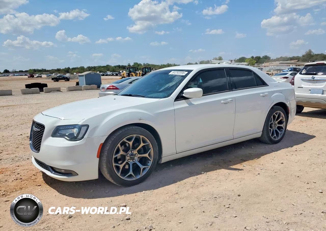 2018 Chrysler 300 S VIN:2C3CCABG4JH214365 - 1