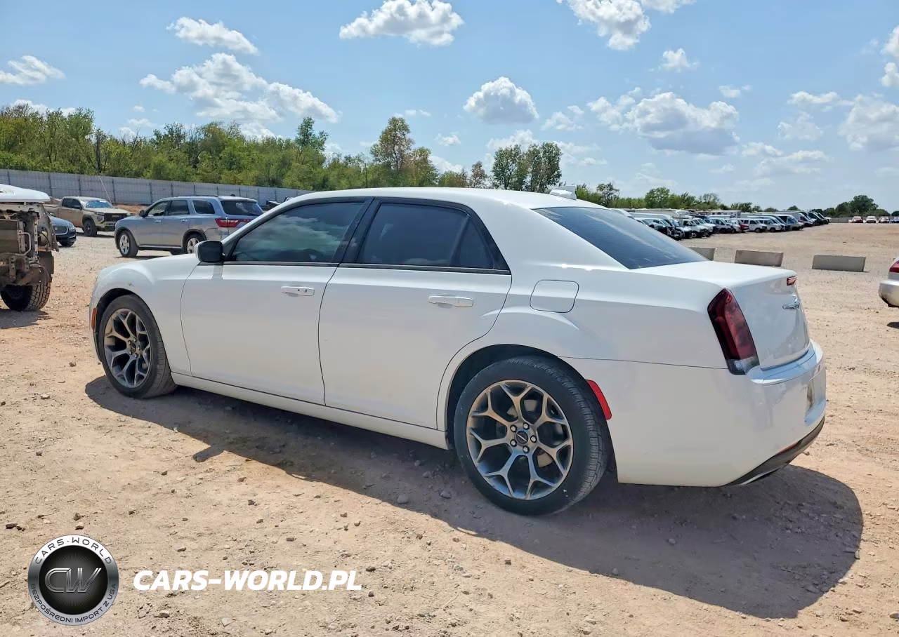2018 Chrysler 300 S VIN:2C3CCABG4JH214365 - 2