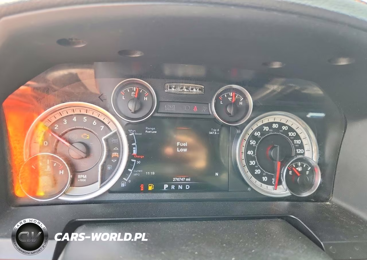2015 Ram 1500 Sport VIN:1C6RR7MT0FS701555 - 9