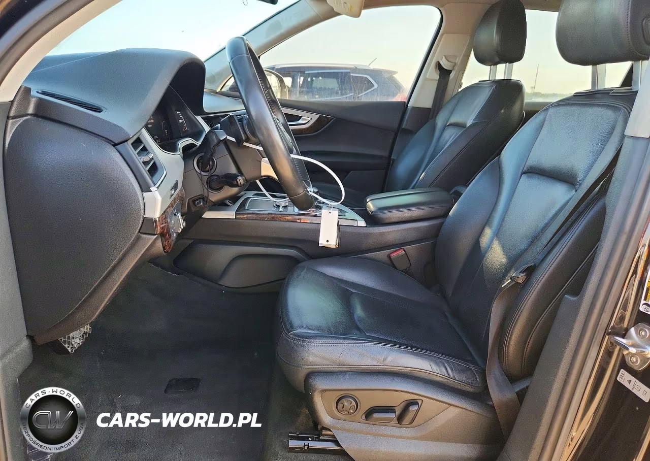 2019 Audi Q7 Premium Plus VIN:WA1LHAF74KD040054 - 7