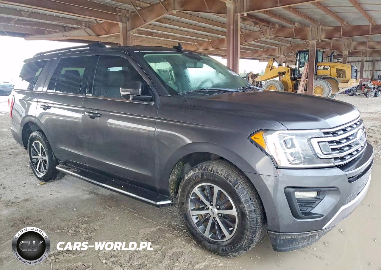 2018 Ford Expedition Xlt VIN:1FMJU1HT4JEA06056 - 4