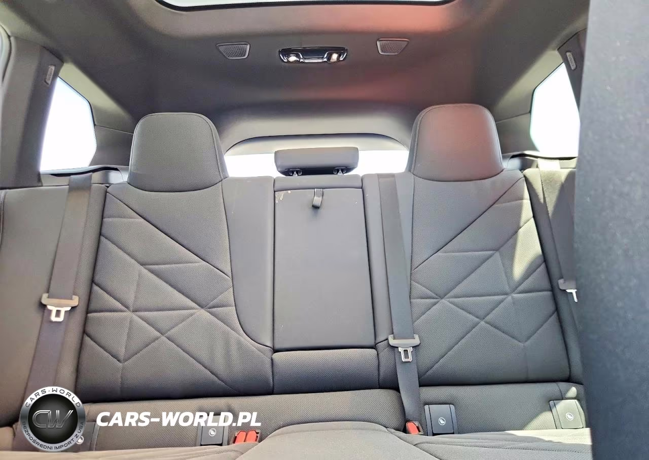 2024 BMW Ix xDrive50 VIN:WB523CF08RCN46657 - 10