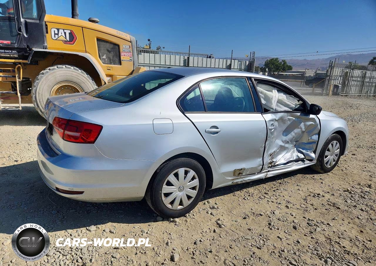 2015 Volkswagen Jetta Base VIN:3VW2K7AJXFM334414 - 3