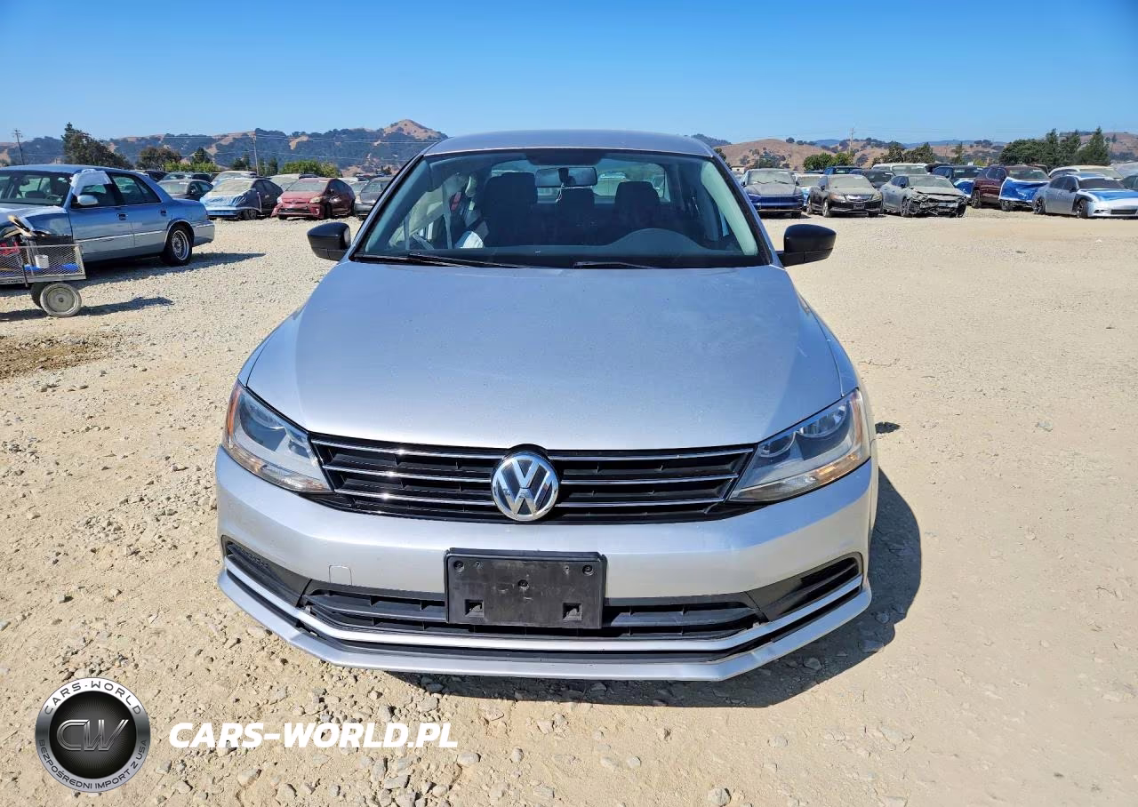 2015 Volkswagen Jetta Base VIN:3VW2K7AJXFM334414 - 5