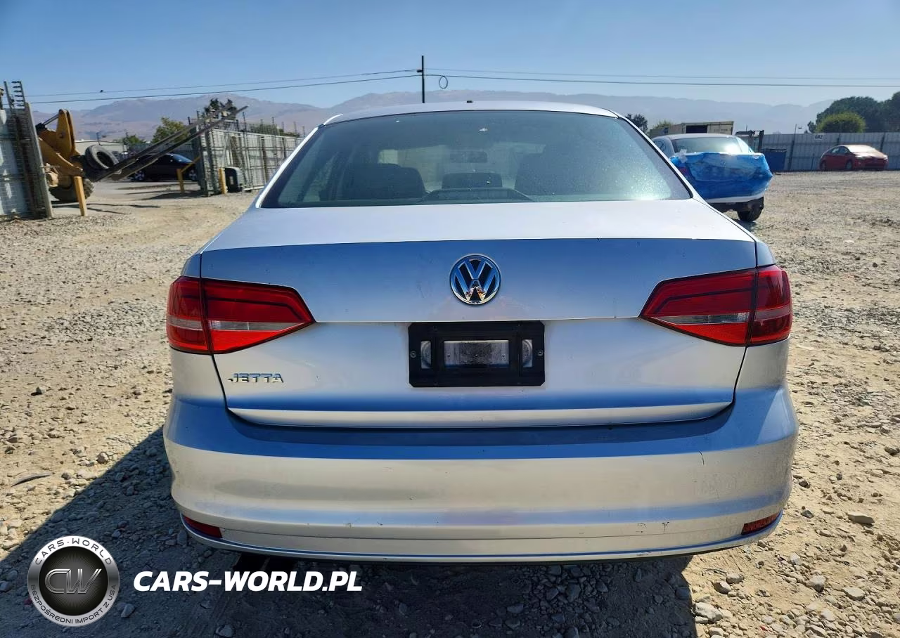 2015 Volkswagen Jetta Base VIN:3VW2K7AJXFM334414 - 6