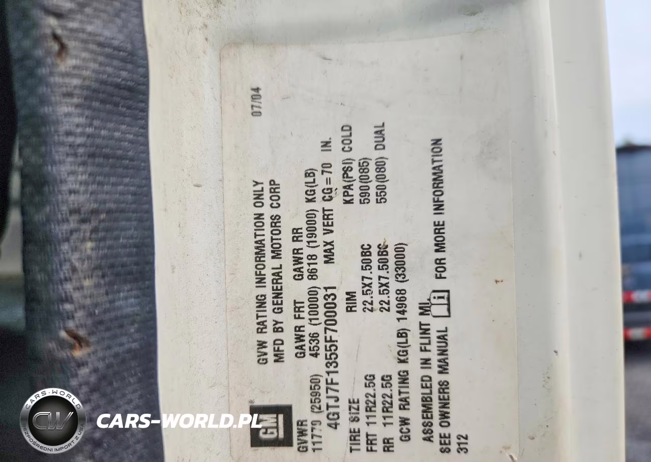 2005 Isuzu T7F Box Truck VIN:4GTJ7F1355F700031 - 12