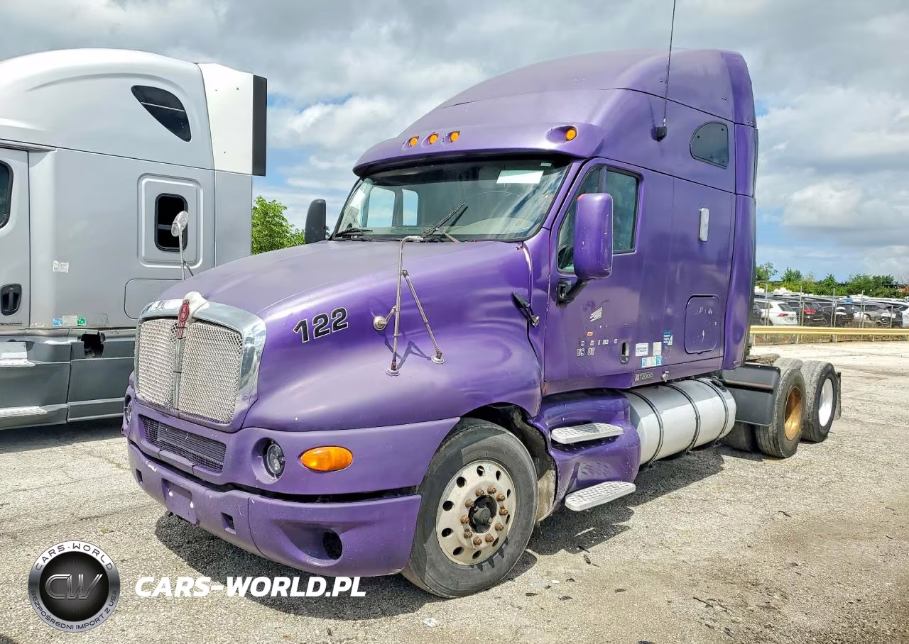 2007 Kenworth T2000 Semi Truck