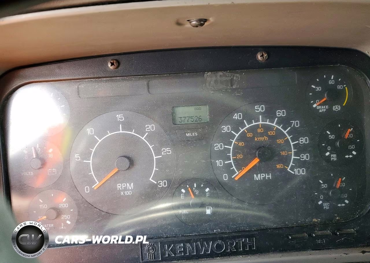 2007 Kenworth T2000 Semi Truck VIN:1XKTDB9XX7J151563 - 9