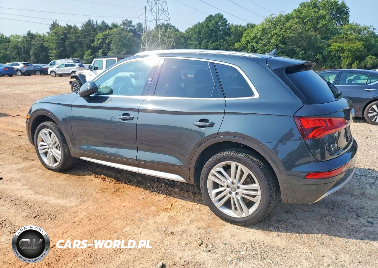 2018 Audi Q5 Premium Plus VIN:WA1BNAFY2J2018593 - 2