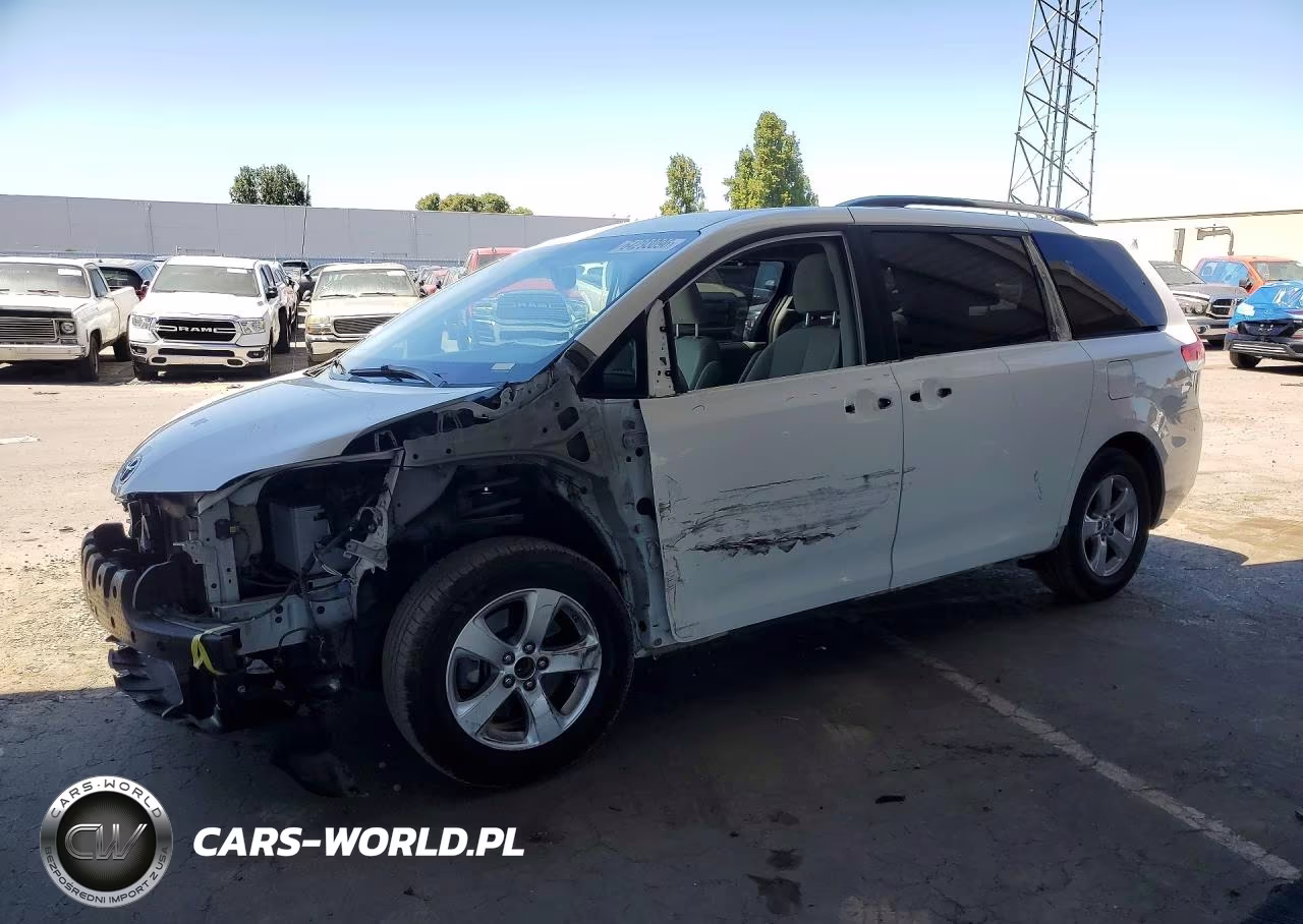 2014 Toyota Sienna Le