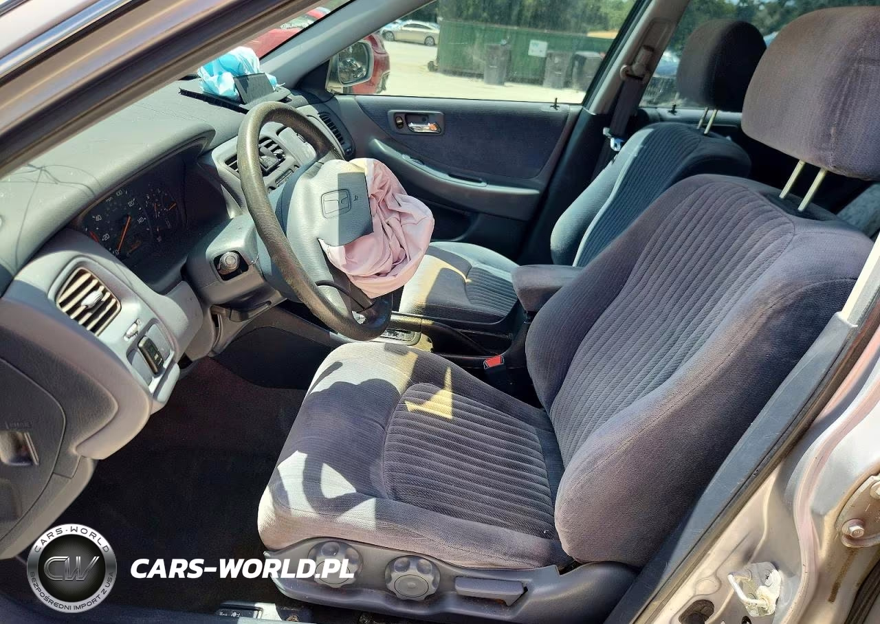 1998 Honda Accord Lx VIN:1HGCG5649WA253063 - 7