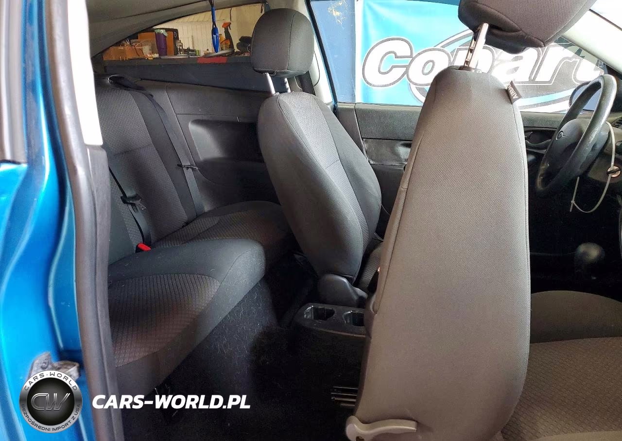 2007 Ford Focus Zx3 VIN:1FAHP31N17W306955 - 10