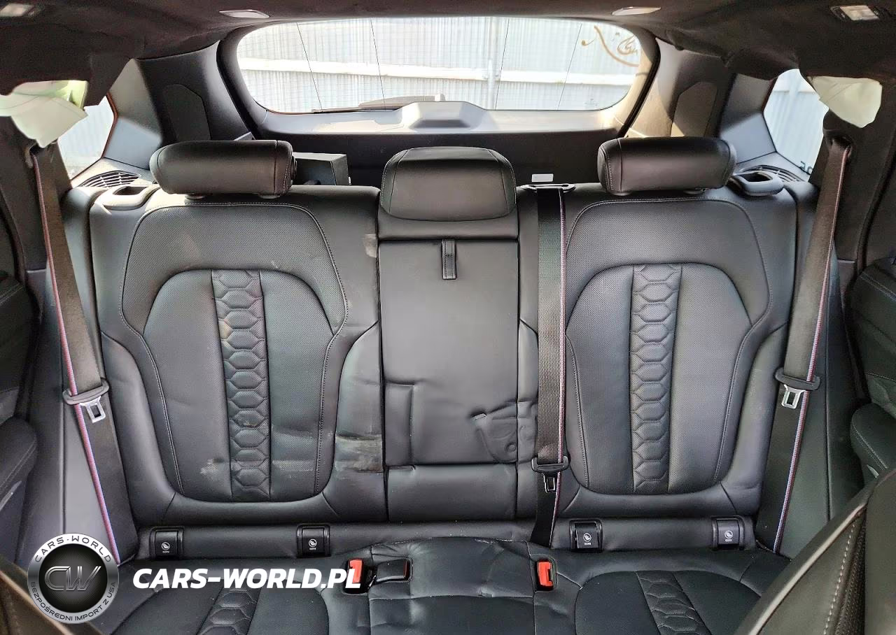 2024 BMW X5 M Competition VIN:5YM13ET00R9S99154 - 10