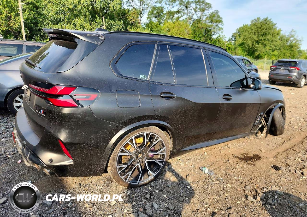 2024 BMW X5 M Competition VIN:5YM13ET00R9S99154 - 3