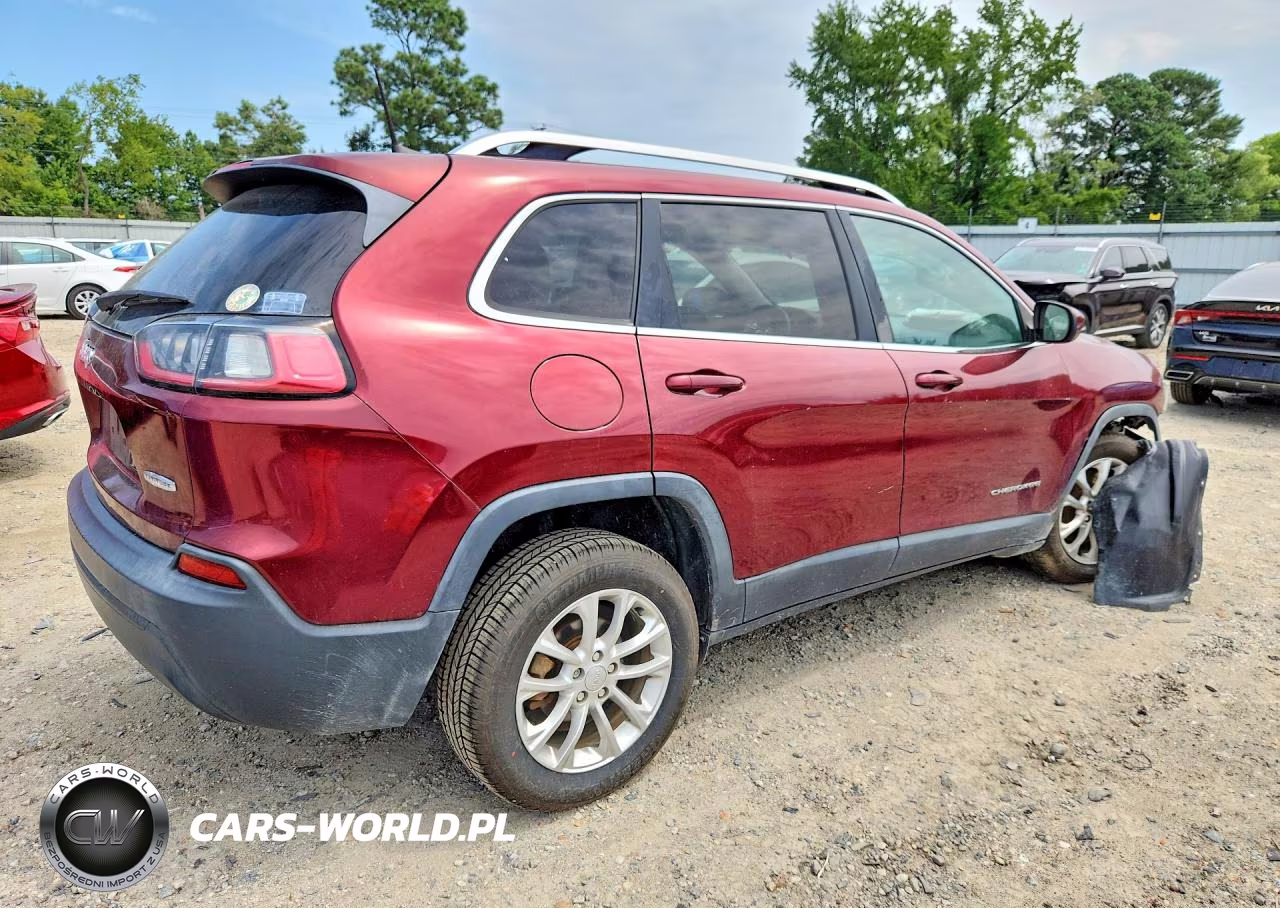 2019 Jeep Cherokee Latitude VIN:1C4PJLCB4KD301022 - 3