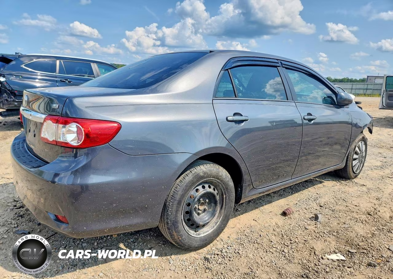 2011 Toyota Corolla Le VIN:2T1BU4EE5BC636222 - 3