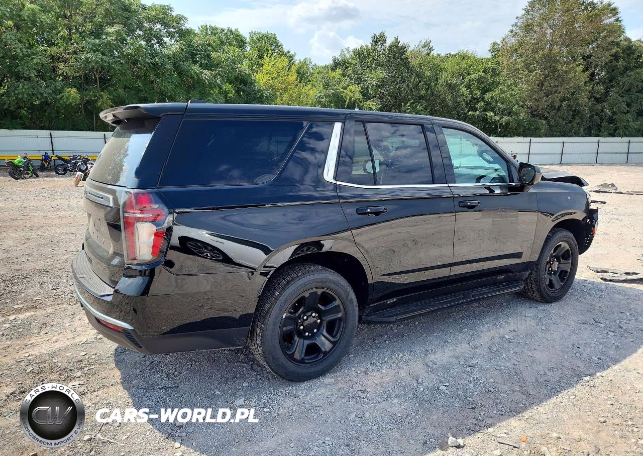 2023 Chevrolet Tahoe K1500 VIN:1GNSKLED0PR439812 - 3