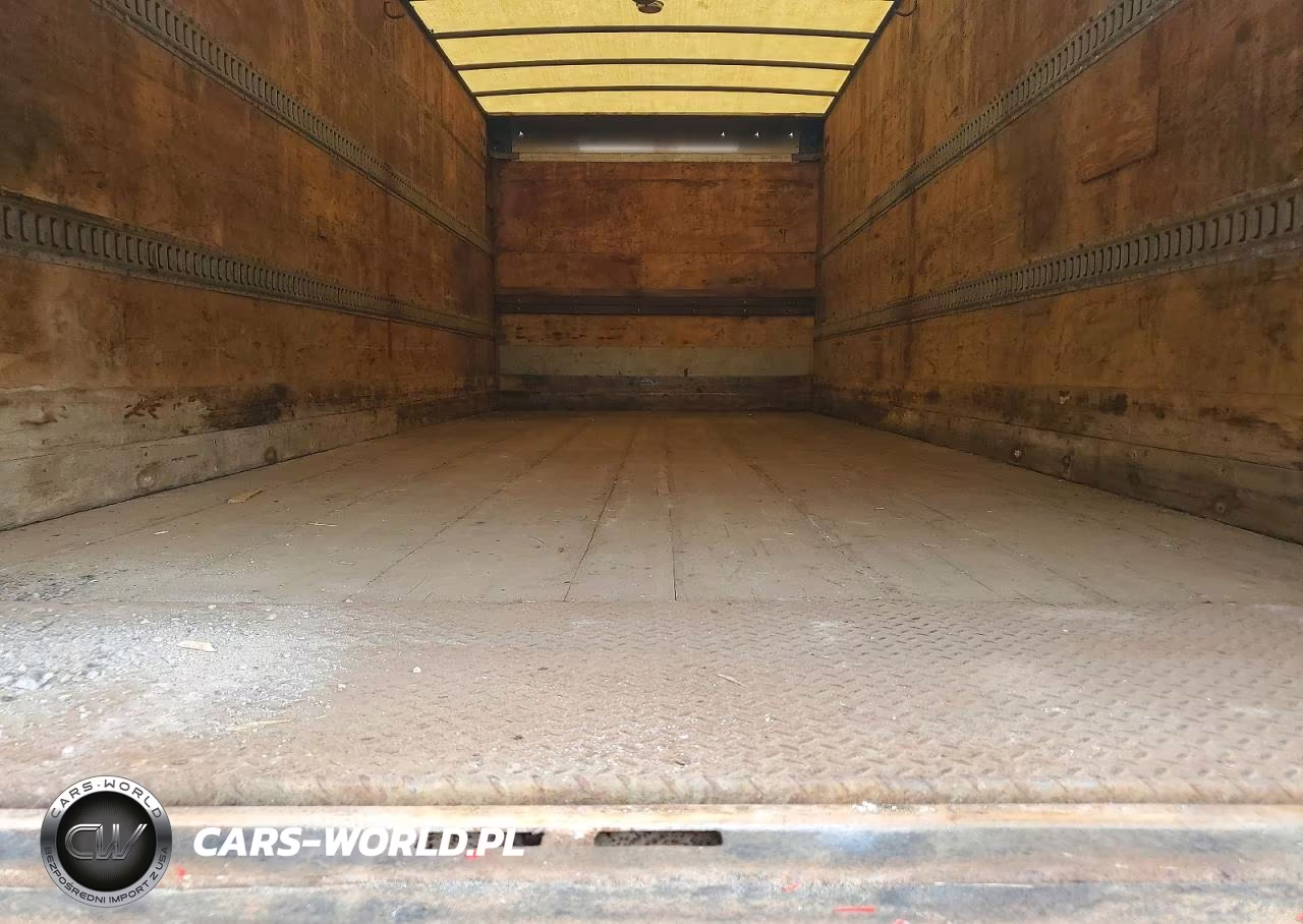 2017 International 4300 Box Truck VIN:3HAMMMML6HL180662 - 10