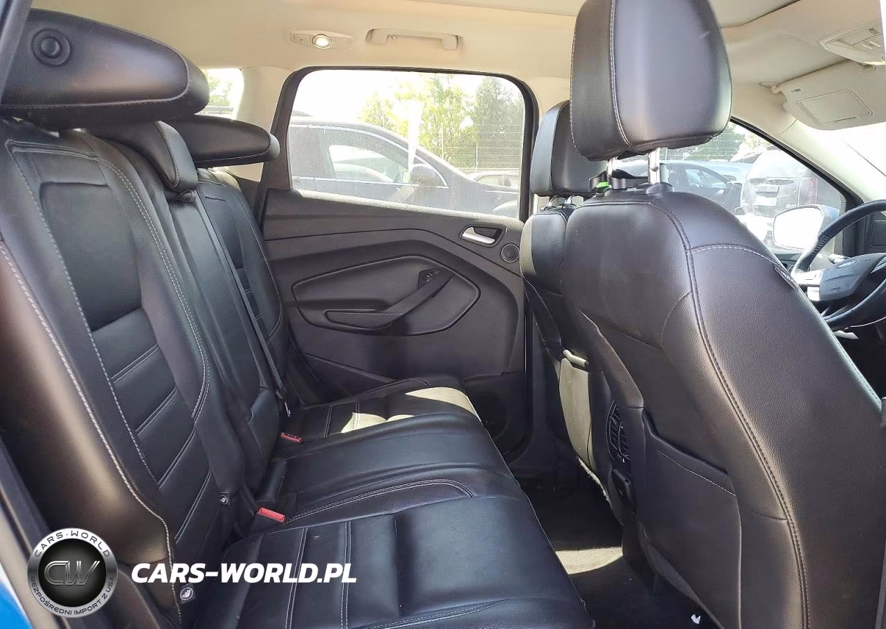 2017 Ford Escape Titanium VIN:1FMCU9J9XHUC51899 - 11