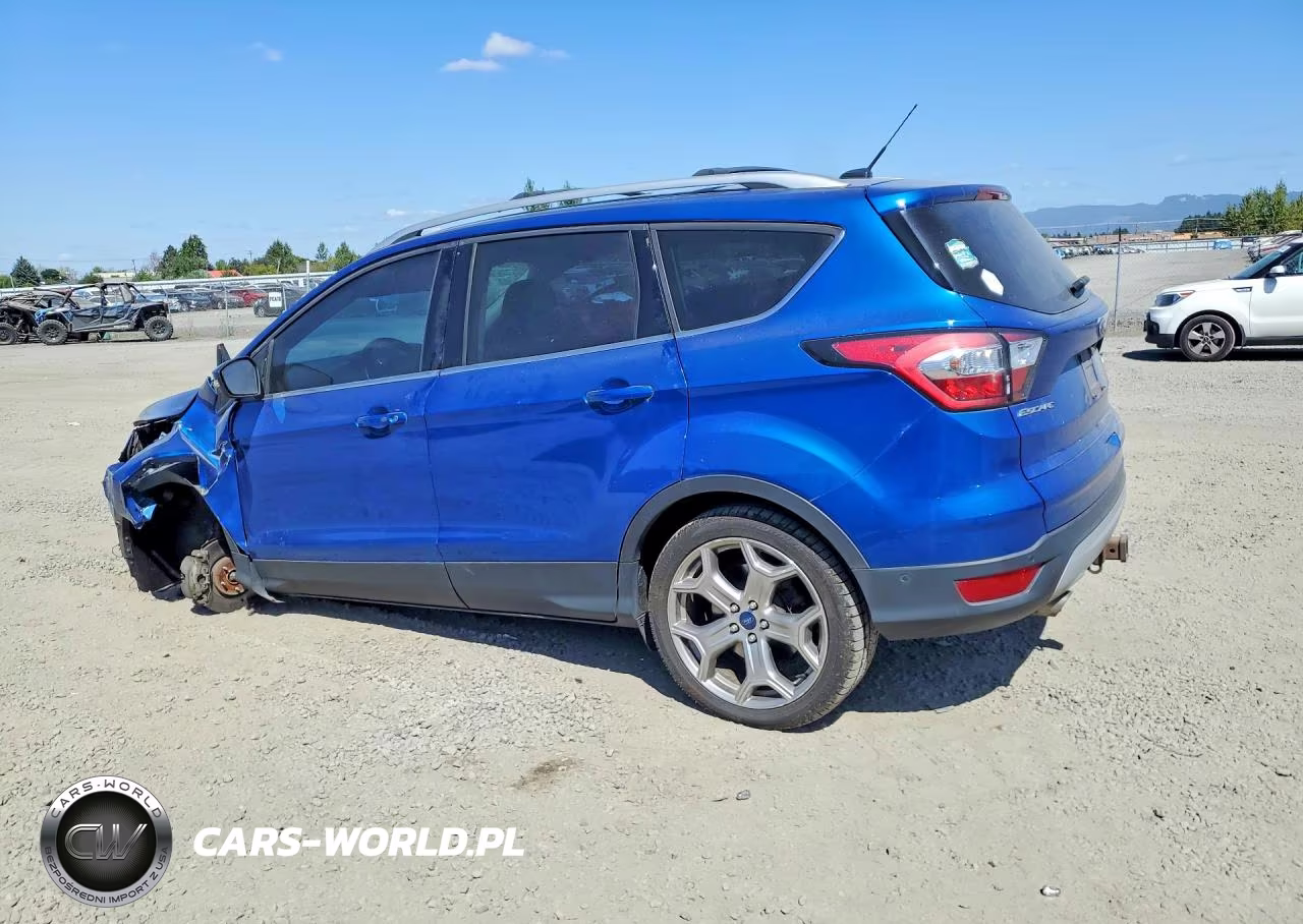 2017 Ford Escape Titanium VIN:1FMCU9J9XHUC51899 - 2