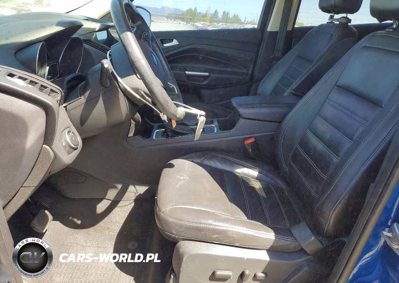 2017 Ford Escape Titanium VIN:1FMCU9J9XHUC51899 - 7