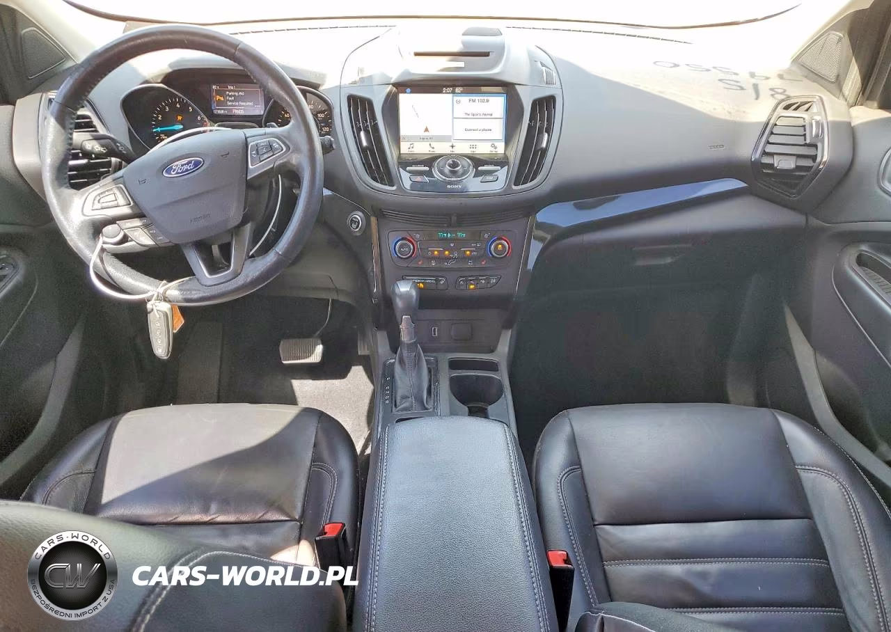 2017 Ford Escape Titanium VIN:1FMCU9J9XHUC51899 - 8