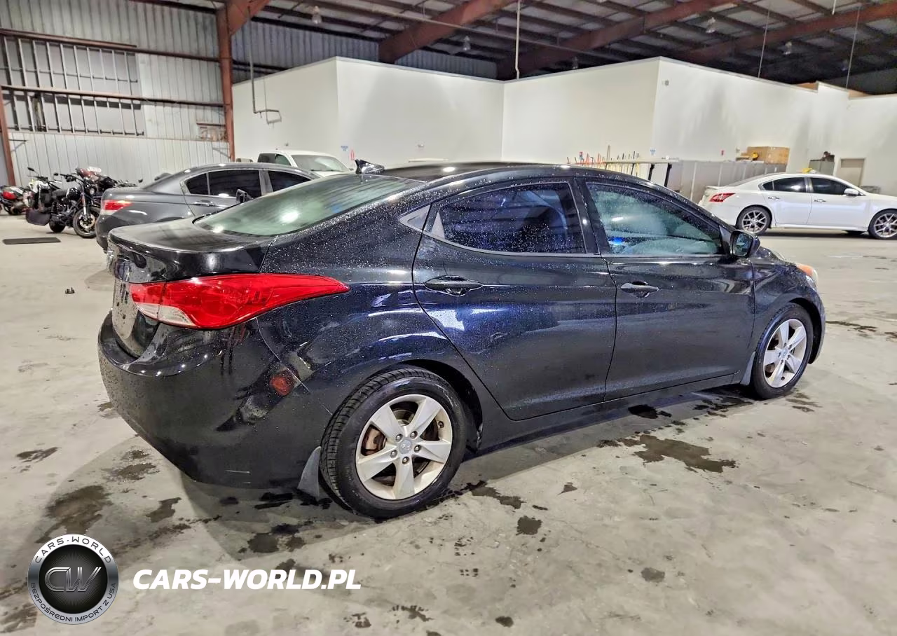 2013 Hyundai Elantra Gls VIN:5NPDH4AE6DH427882 - 3