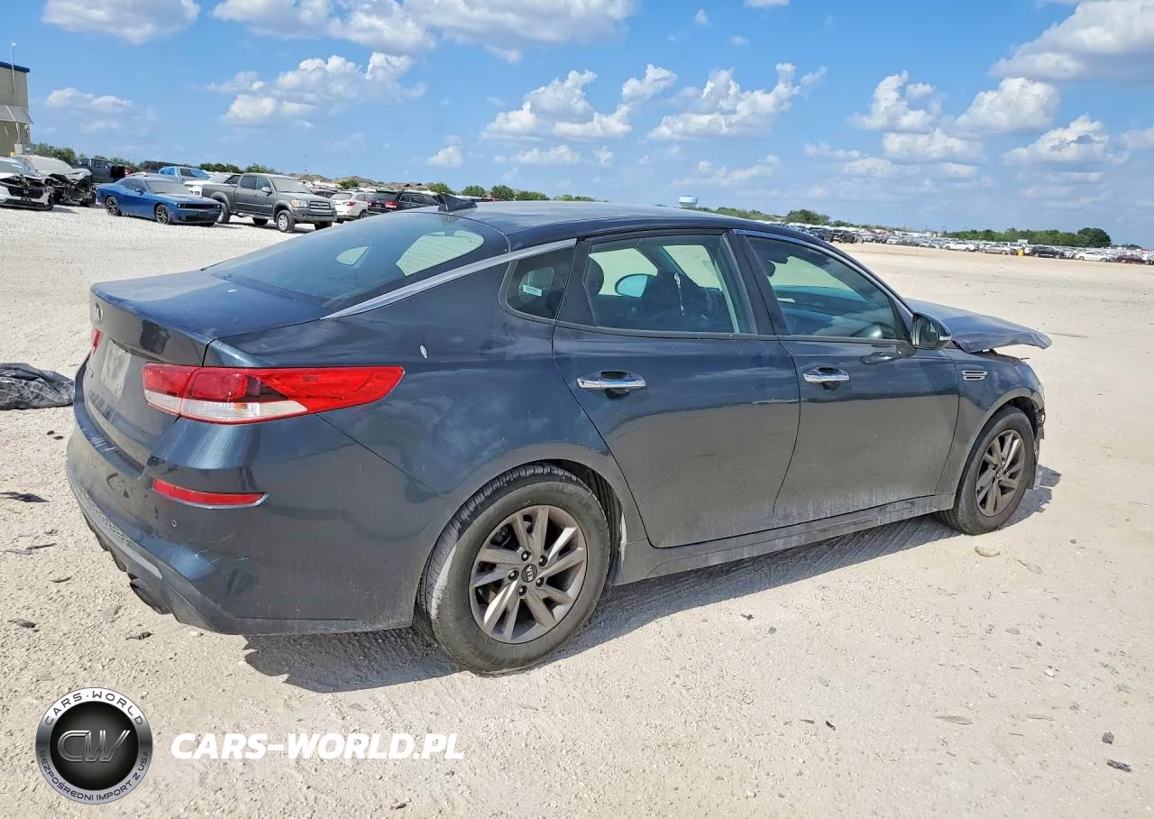 2020 Kia Optima Lx VIN:5XXGT4L31LG385557 - 3