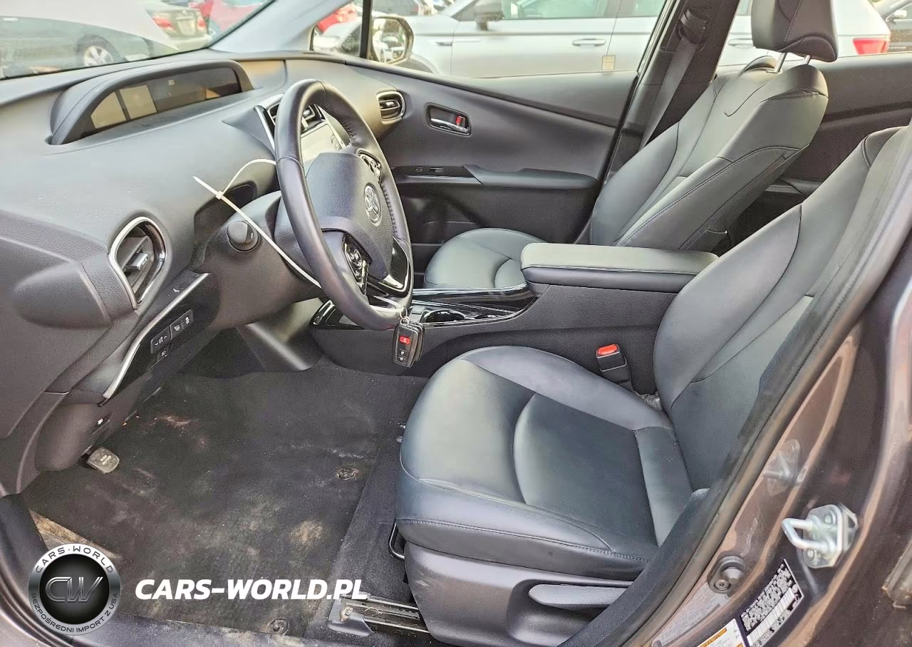 2020 Toyota Prius Xle Awd-E VIN:JTDL9RFU4L3013774 - 7