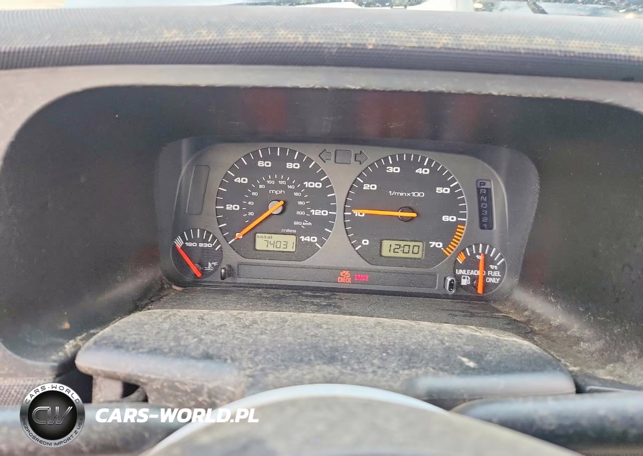 2001 Volkswagen Cabrio Gls VIN:3VWCC21V11M812946 - 9