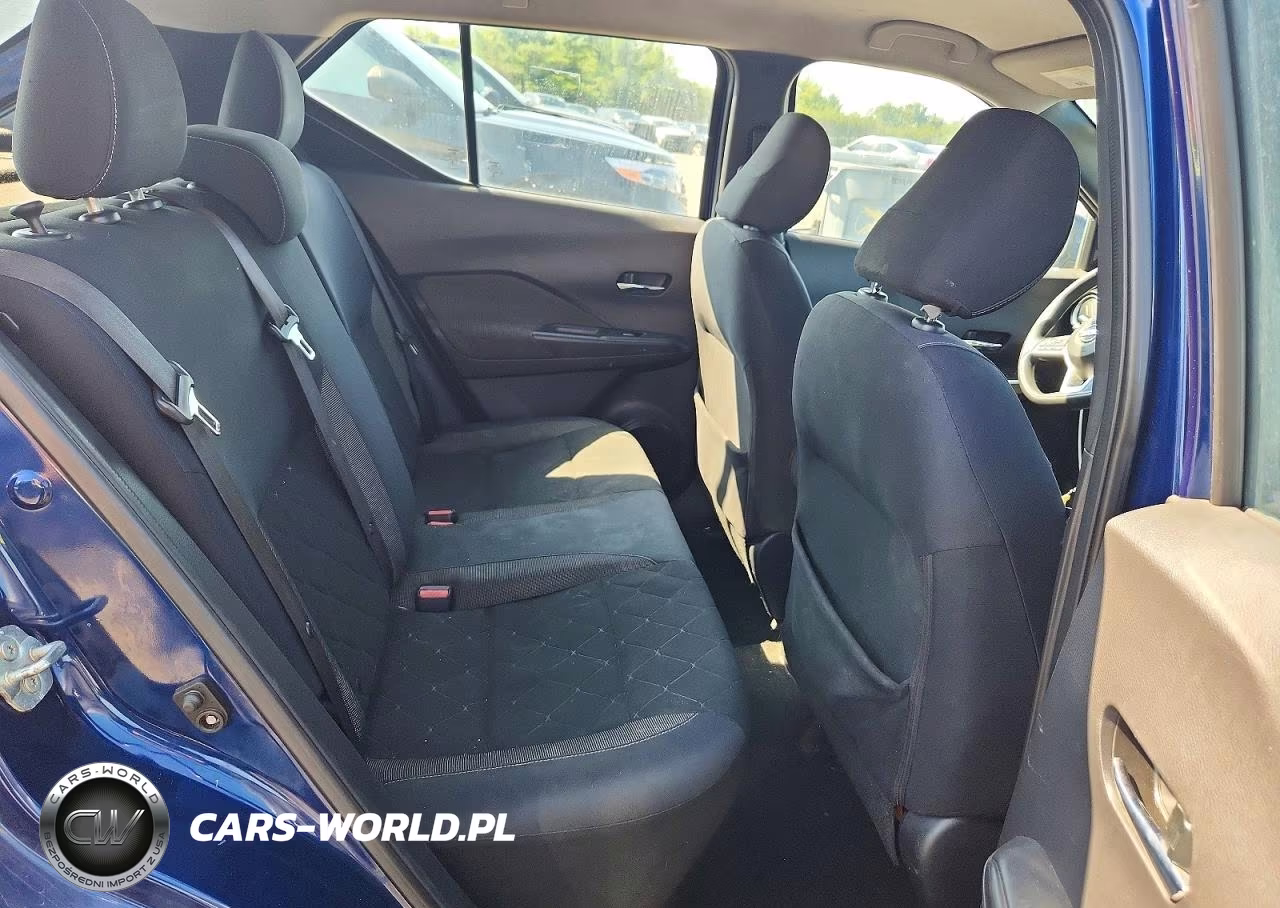 2018 Nissan Kicks Sv VIN:3N1CP5CU4JL521380 - 11