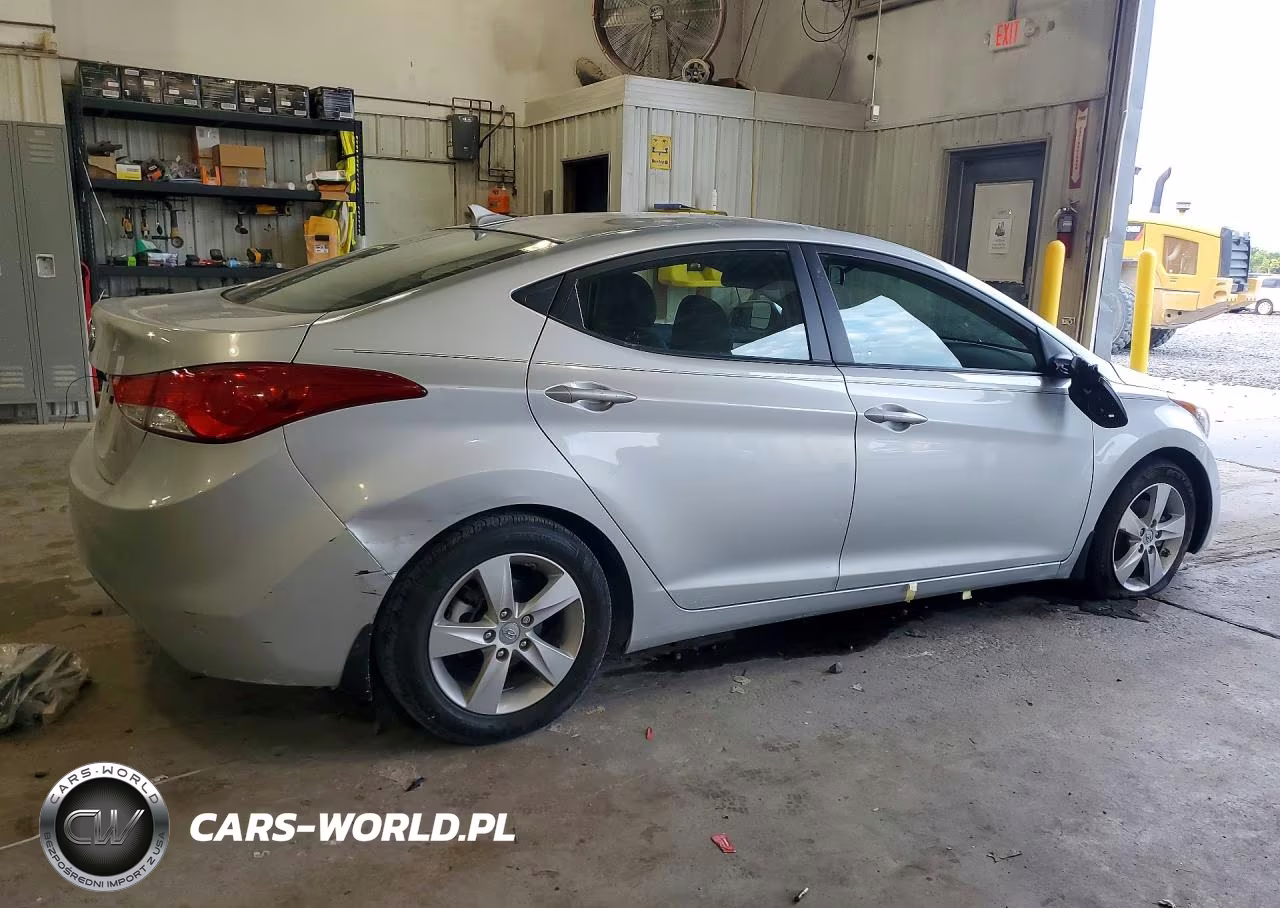 2013 Hyundai Elantra Gls VIN:5NPDH4AEXDH308815 - 3