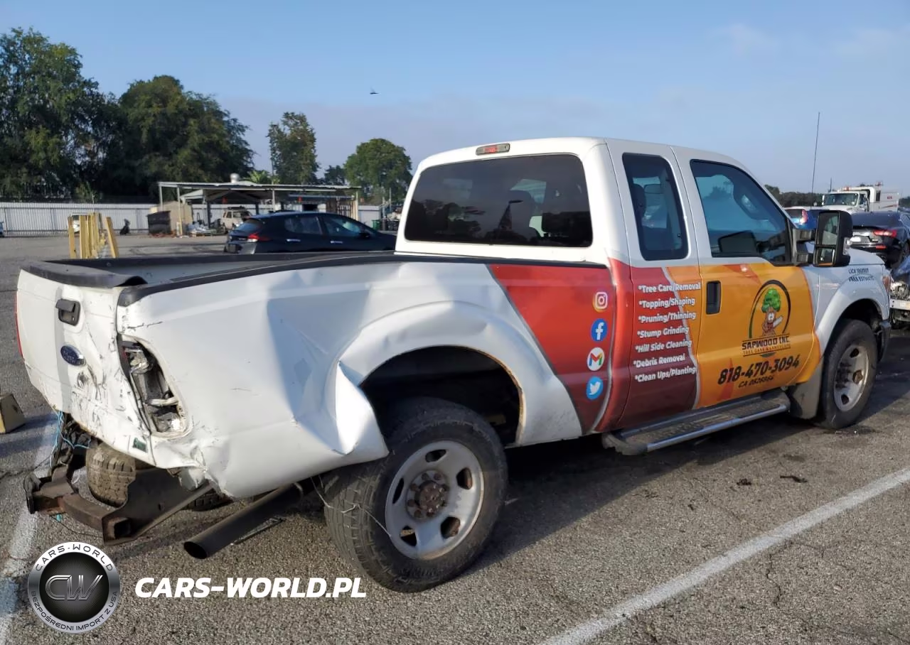 2014 Ford F250 Super Duty VIN:1FT7X2A68EEA74706 - 3