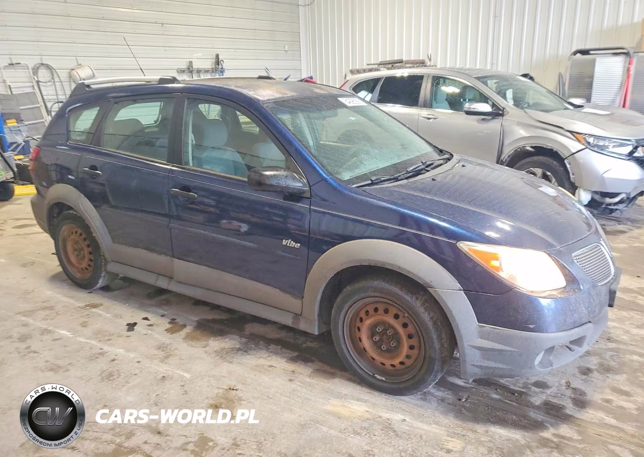 2008 Pontiac Vibe VIN:5Y2SL65838Z402135 - 4