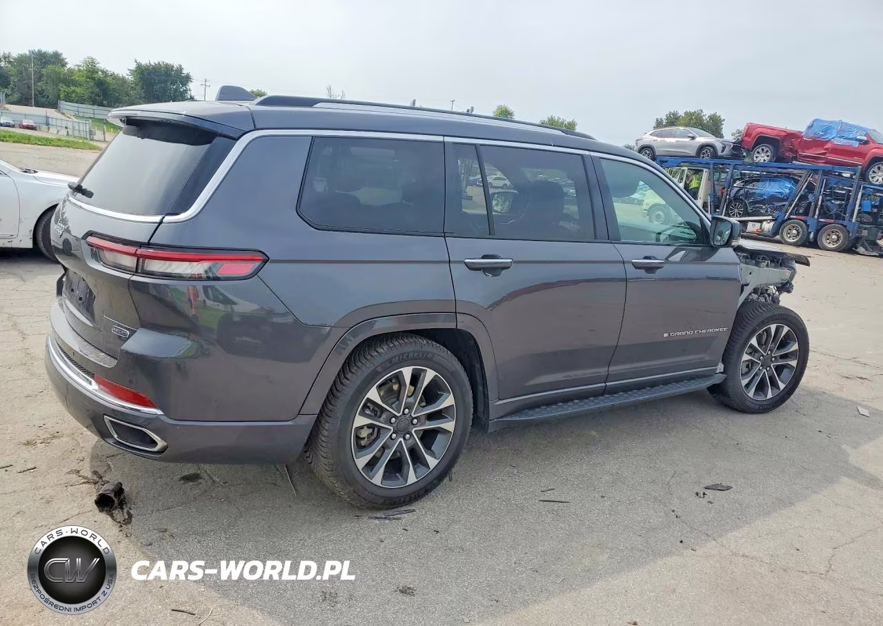 2023 Jeep Grand Cherokee L Overland VIN:1C4RJKDGXP8102845 - 3