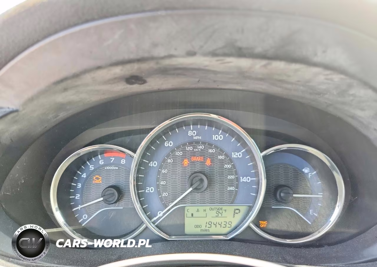 2014 Toyota Corolla Le Plus VIN:5YFBURHEXEP030329 - 9