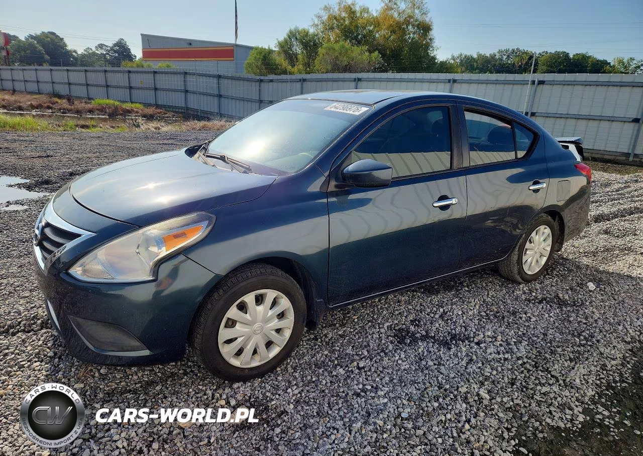 2015 Nissan Versa 1.6 Sv