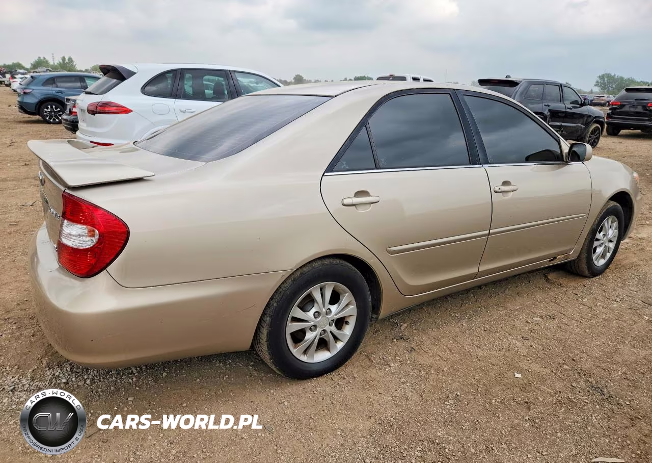 2004 Toyota Camry Le V6 VIN:4T1BF30K54U572198 - 3