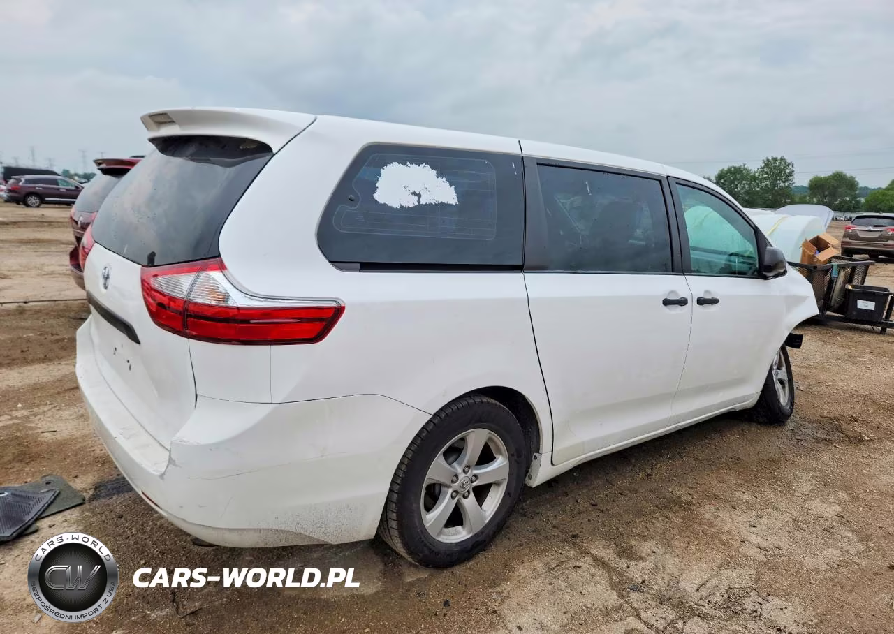 2017 Toyota Sienna L 7-Passenger VIN:5TDZZ3DC1HS803895 - 3