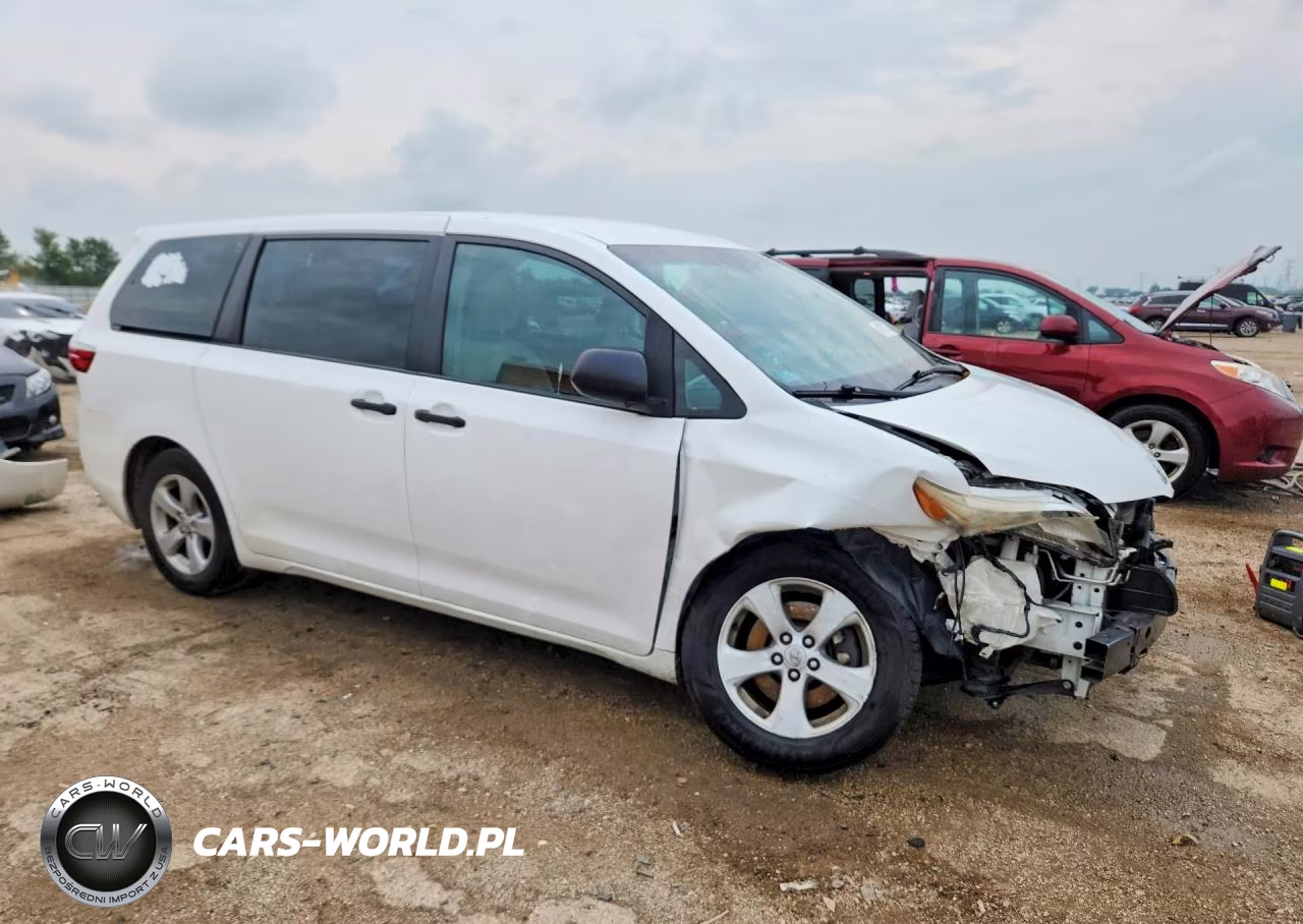 2017 Toyota Sienna L 7-Passenger VIN:5TDZZ3DC1HS803895 - 4