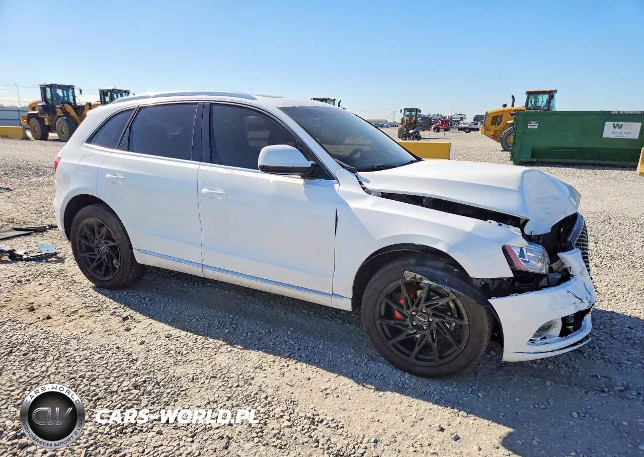 2014 Audi Q5 Premium VIN:WA1CFAFP0EA117353 - 4