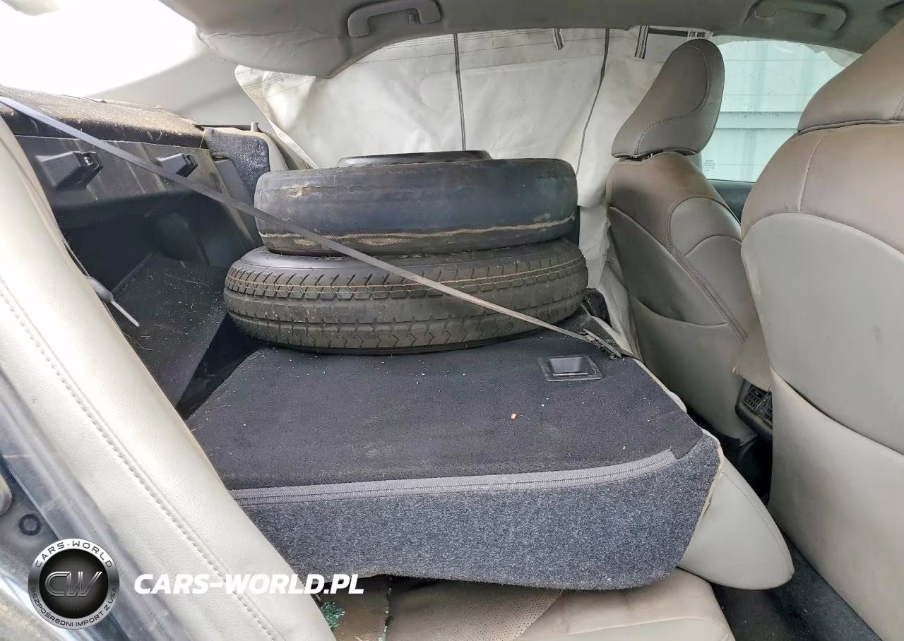 2019 Toyota Camry Xse VIN:4T1B61HK2KU827833 - 10