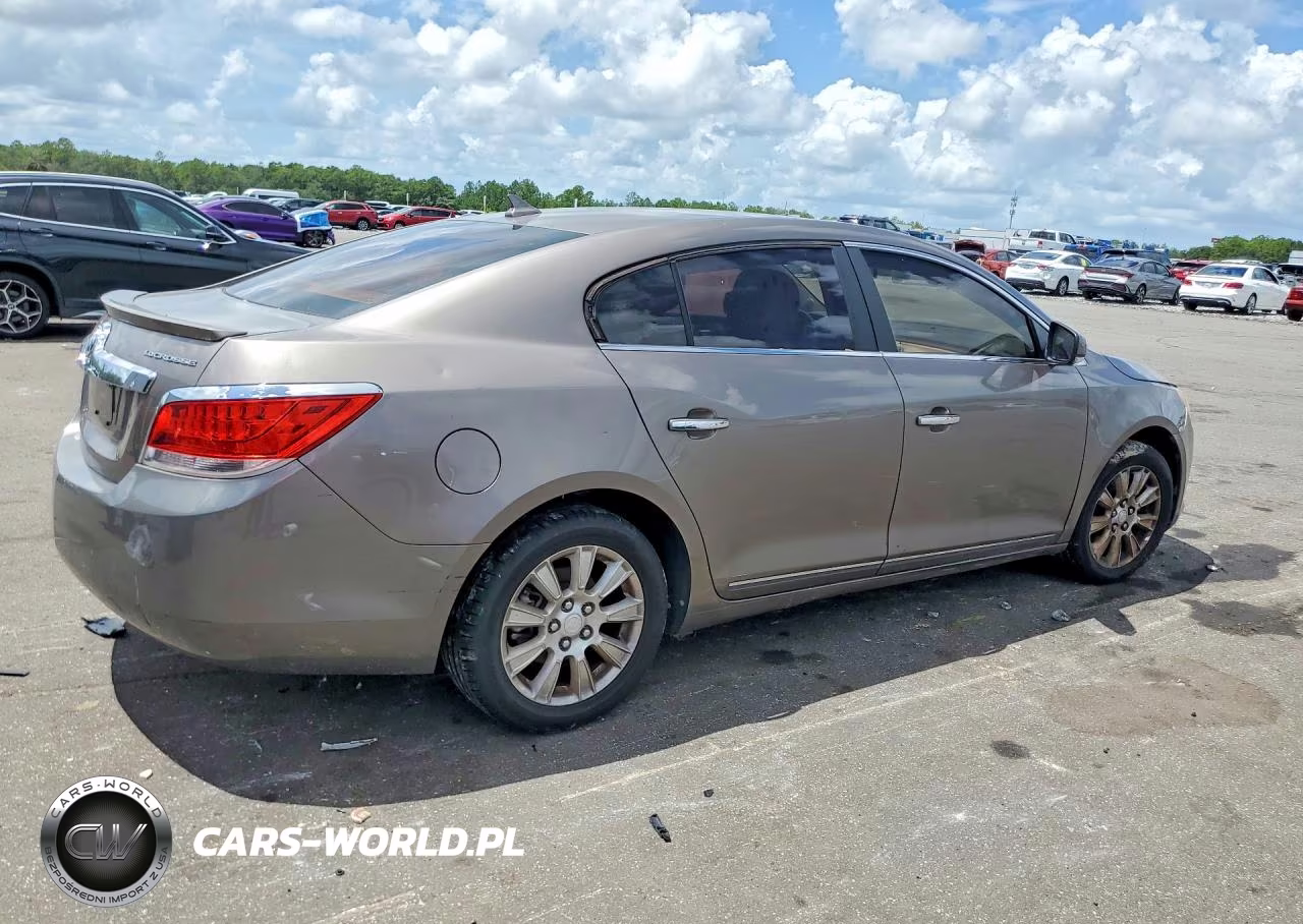 2012 Buick Lacrosse VIN:1G4GC5ER8CF290284 - 3