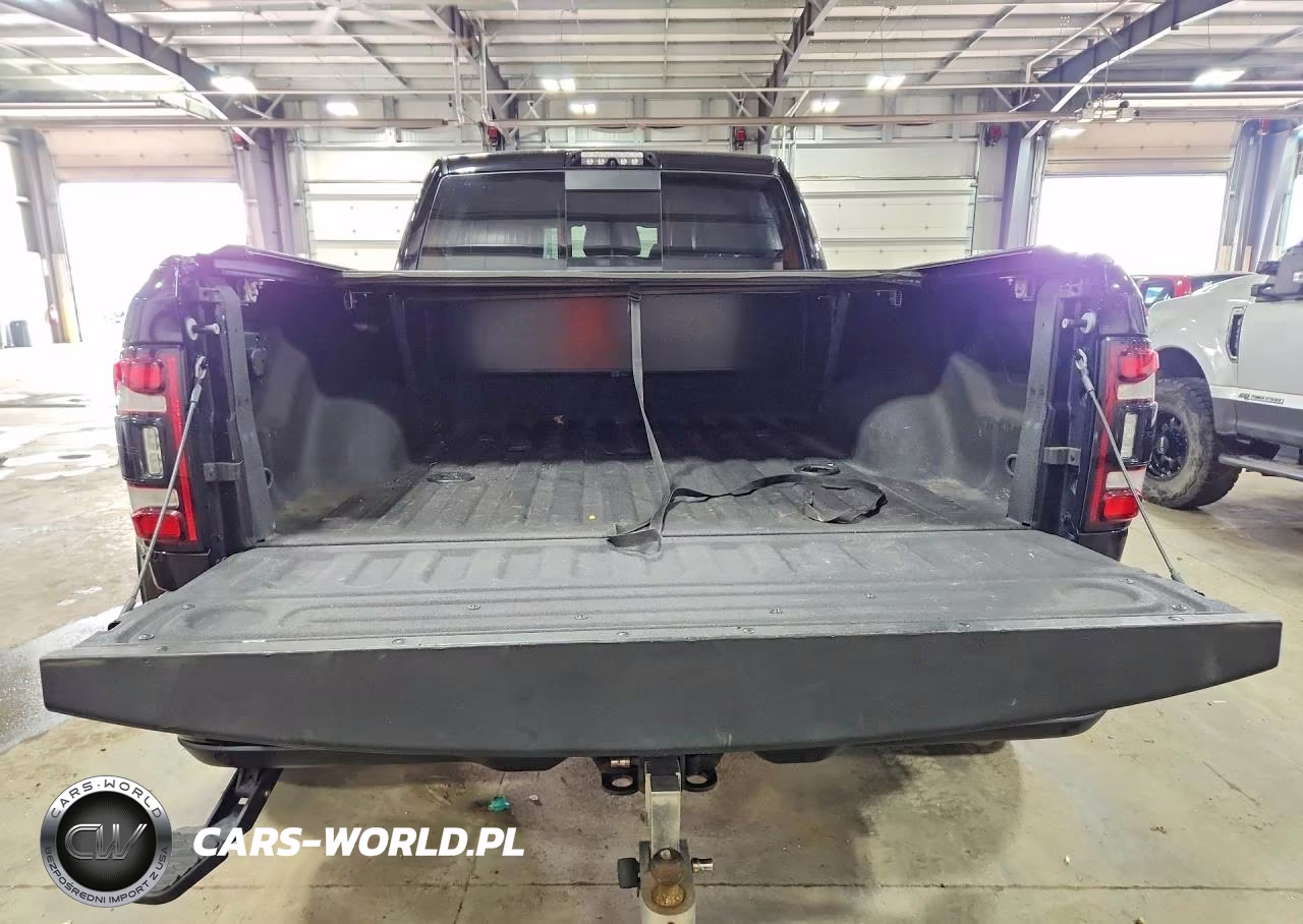 2020 Ram 3500 Limited VIN:3C63RRPL1LG236557 - 6